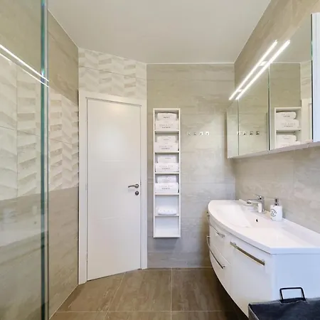 Aparthotel Tin Tribanj-Kruscica
