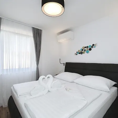 Tin 4* Tribanj-Krušćica
